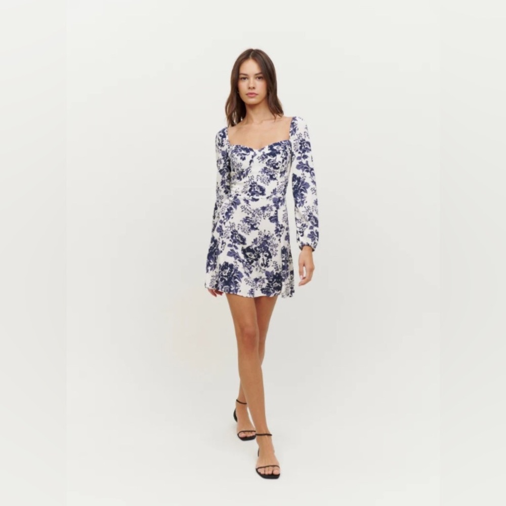 Reformation Mochi Dress - Picture 3 of 9
